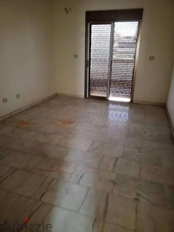 Open View l Prime Location 220 SQM Apartment in Hamra . 3