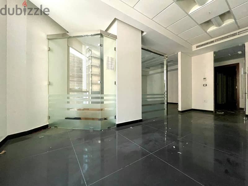 JH24-3690 Office 370m for rent in Sanayeh, $ 2,000 cash 0