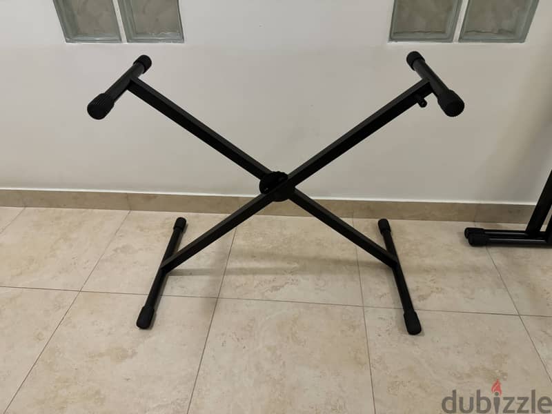 Keyboard Stand 1