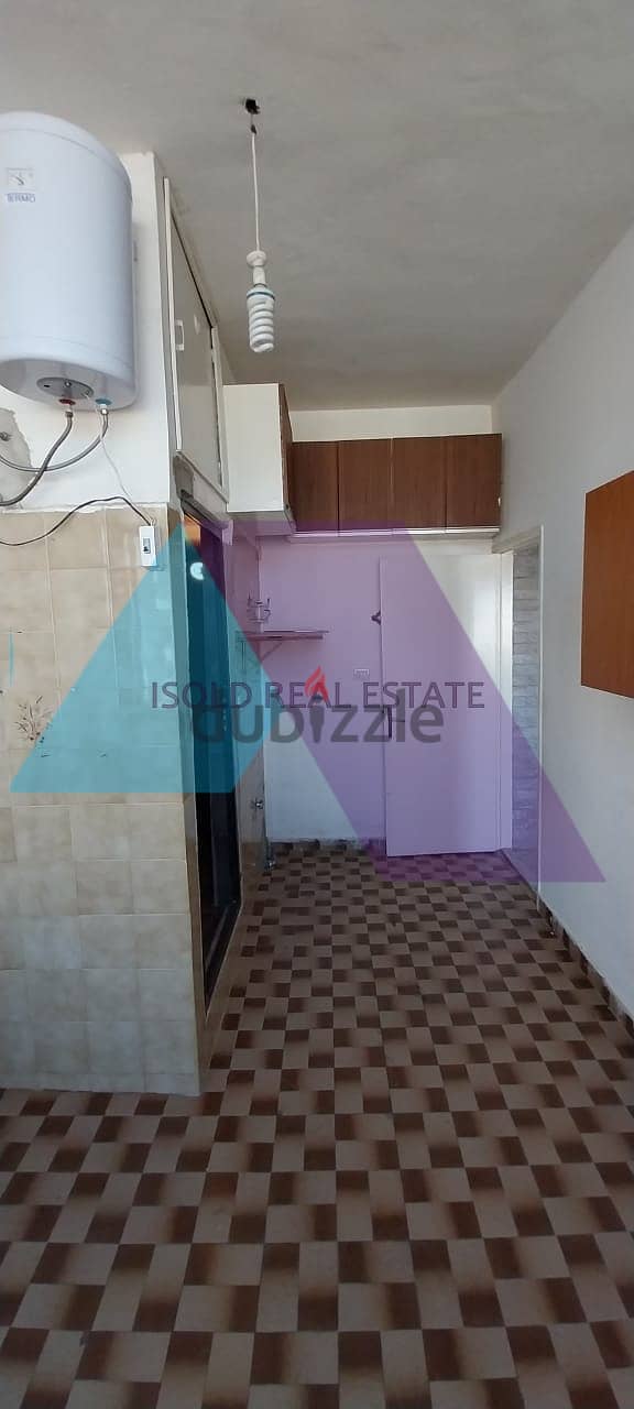 A 130 m2 apartment for sale in Bourj Hammoud -شقة للبيع في برج حمود 4