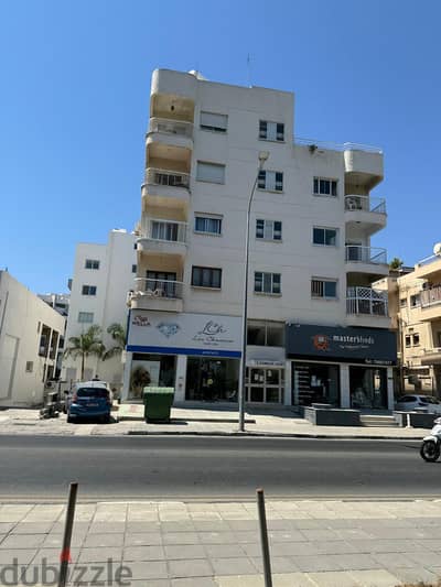 cashh 3 bed apartment for sale in larnacaشقة للبيع في قبرص