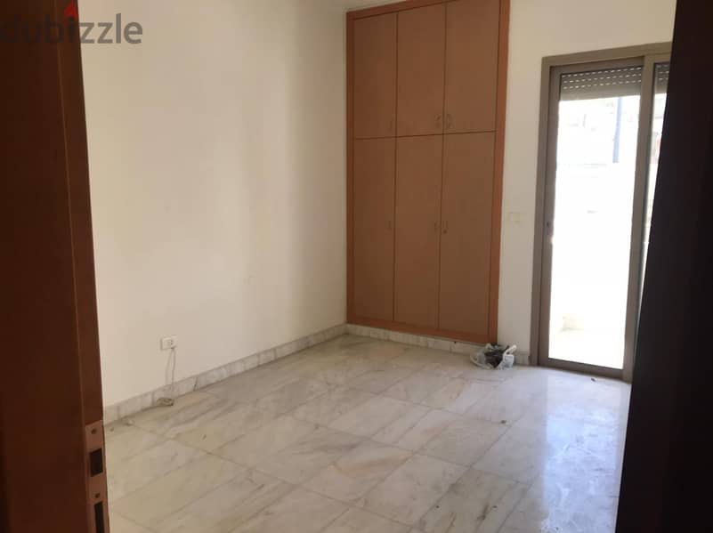 SPACIOUS APARTMENT IN ACHRAFIEH PRIME (220SQ) 4 BEDROOMS , (ACR-103) 1