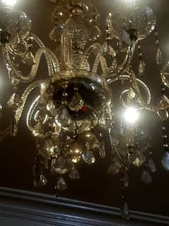 chandelier 0