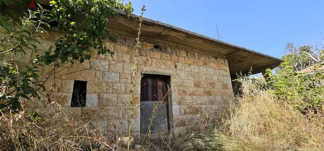 RWK187GZ - Land With Old House  For Sale In Kfardebian