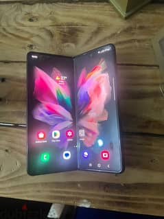 samsunge galaxy z fold3 5G + original charger 0