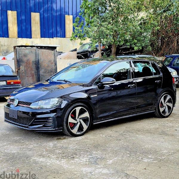 VOLKSWAGEN GOLF 7.5 GTI 2020 full 29000 miles اجنبية شبه جديدة 0