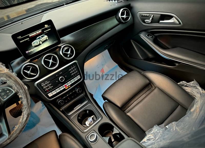 Mercedes-Benz GLA-Class 2018 16