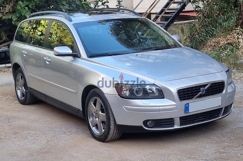 Volvo V50 2005 1