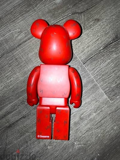 elmo bear brick red