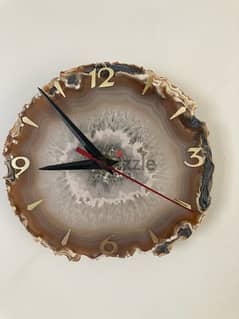 Wall clock on battery semi precious stone genuine AGATE 0