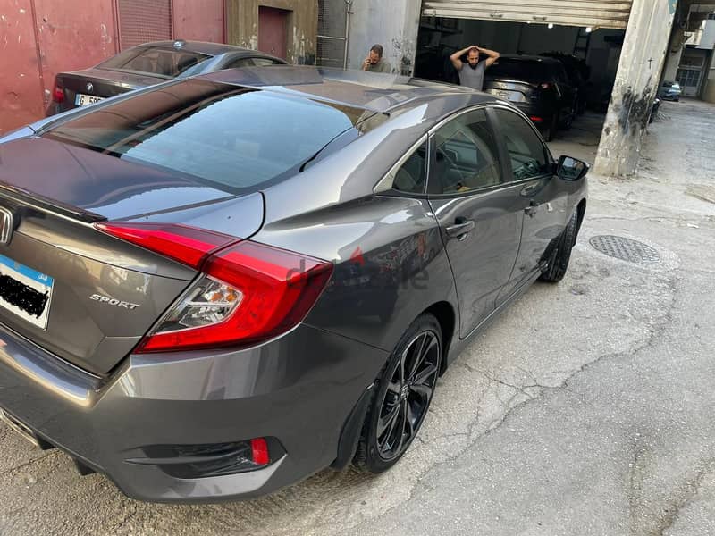 Honda Civic Sedan 2020 Sport 1