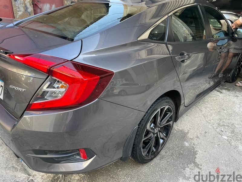 Honda Civic Sedan 2020 Sport 6