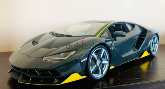 Lamborghini Centenario scale 1/18