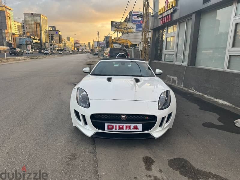 2016 Jaguar F-Type Convertible 0