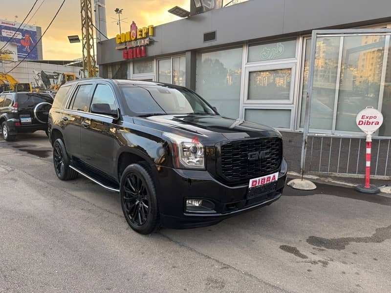 GMC Yukon 2017 1