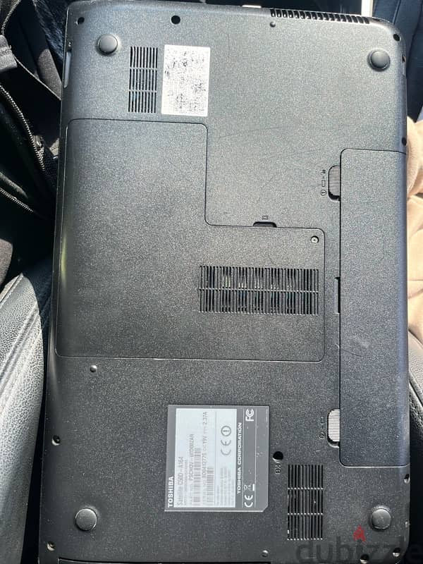 Toshiba Laptop (Barely Used) 3