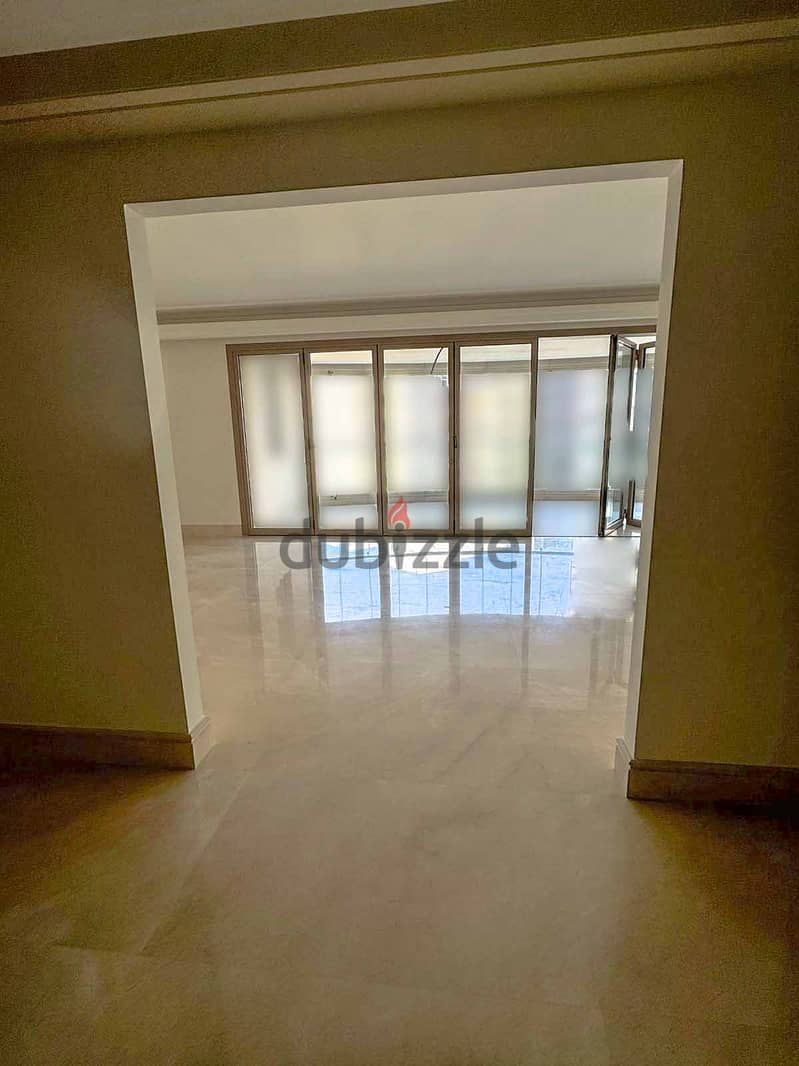 AIN EL MRAISSEH PRIME / SEA VIEW , GYM , POOL (430SQ) , (AM-220) 4