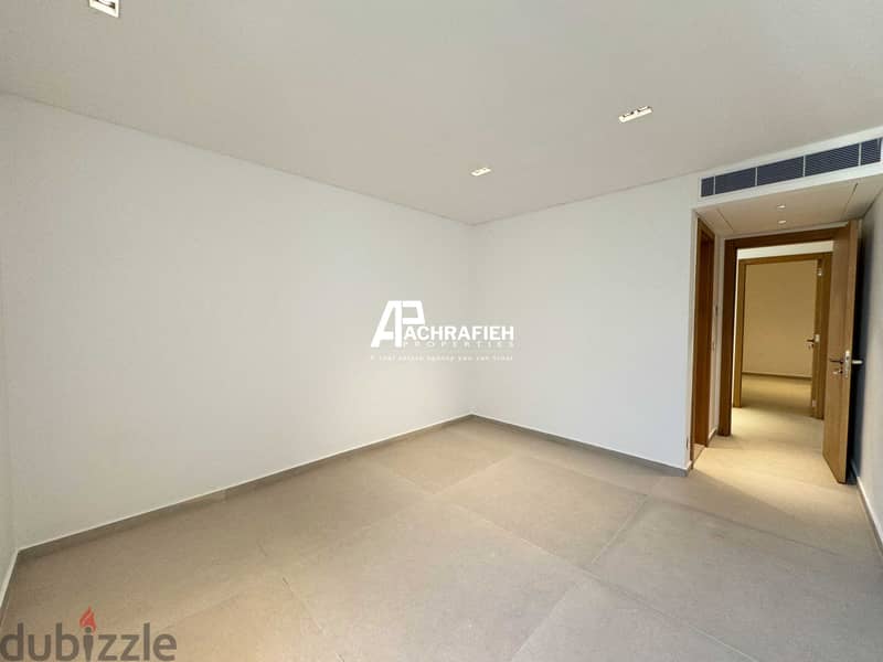 230 Sqm + 90 Sqm Terrace - Apartment for Rent in Achrafieh 10