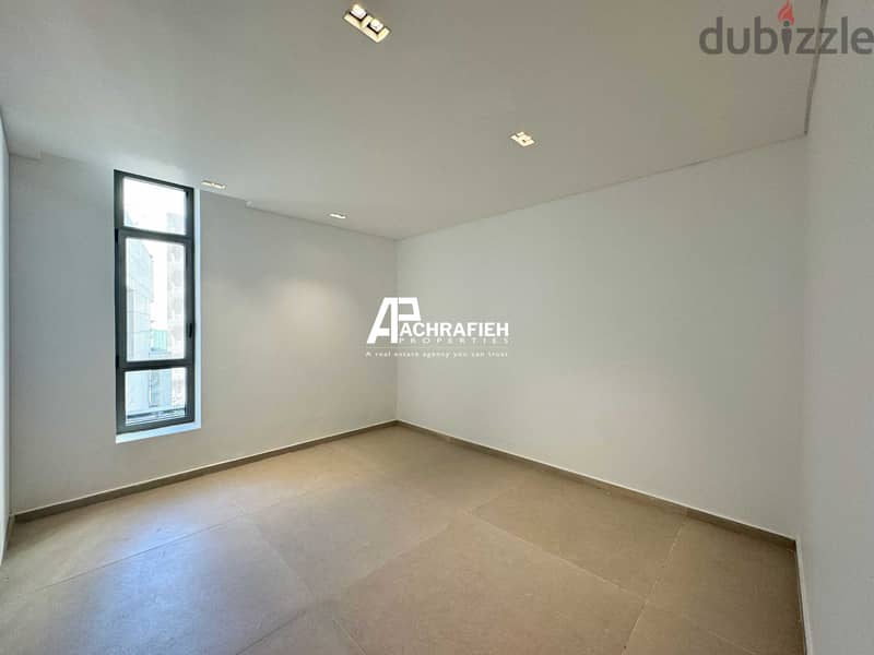 230 Sqm + 90 Sqm Terrace - Apartment for Rent in Achrafieh 17