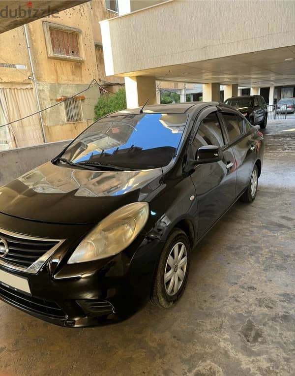 Nissan Sunny 2013 1