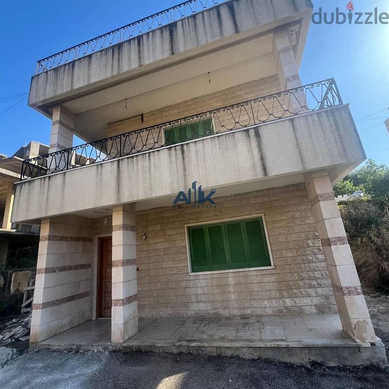 STAND ALONE DUPLEX In CORNET EL HAMRA!دوبلكس مستقل في قرنة الحمراء 0