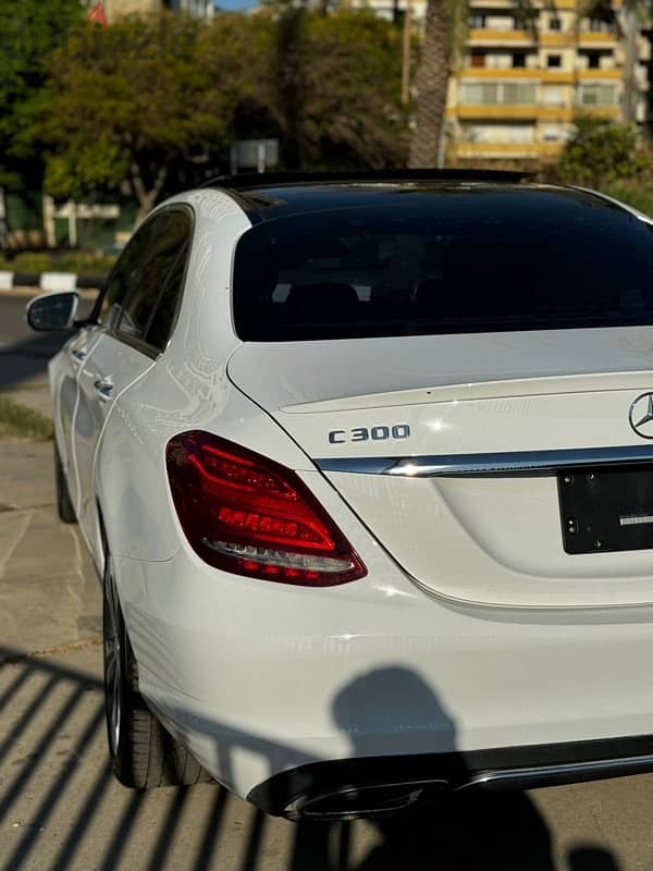 Mercedes-Benz C-Class 2017 1