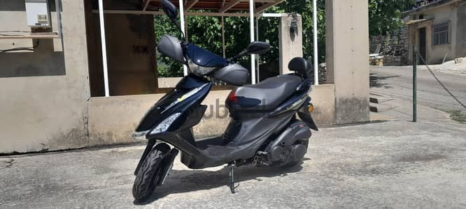 V 150 AZZO