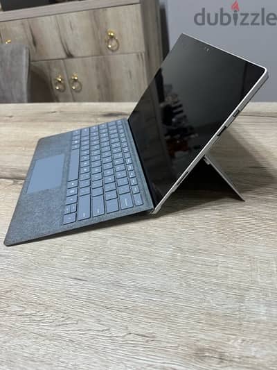 microsoft surface pro 4 mint condition