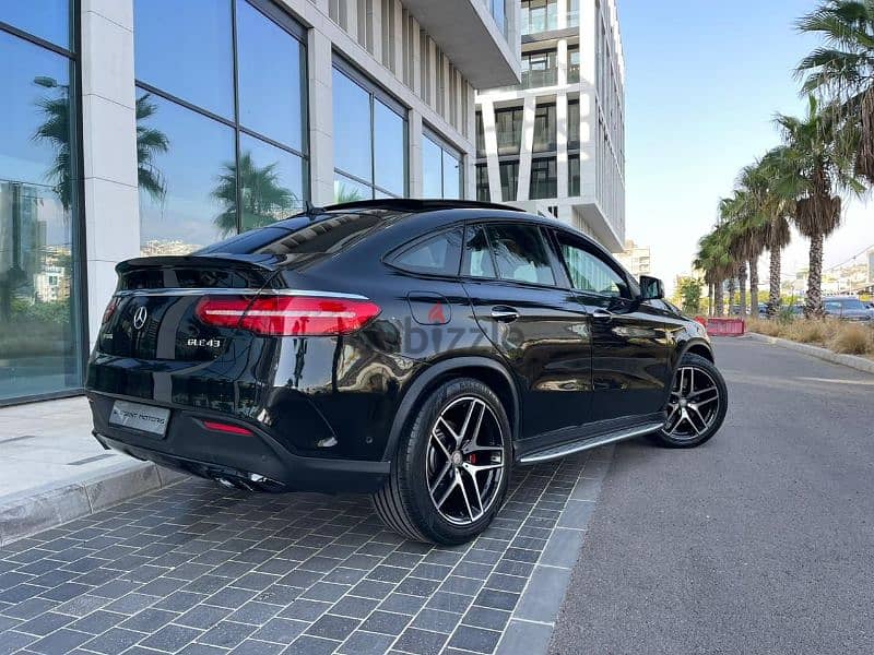 Mercedes-Benz GLE-Class 2016 3