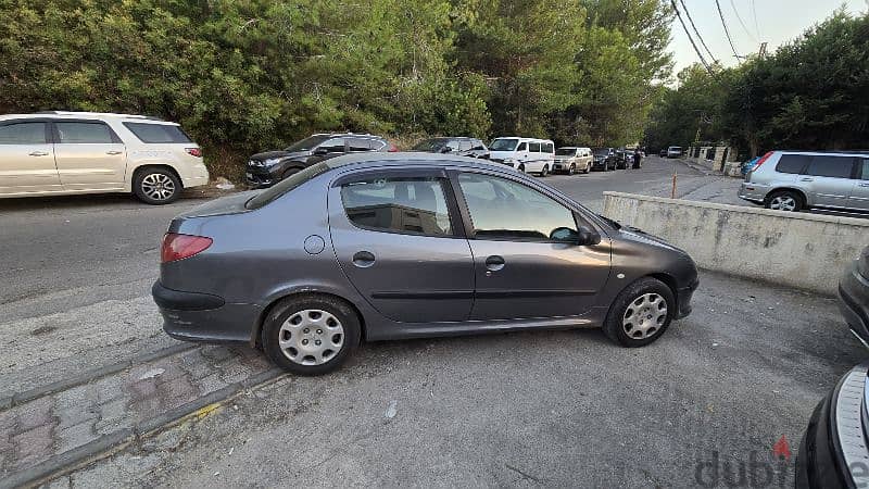 Peugeot 206 2010 4