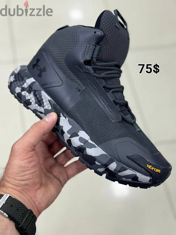 Underarmour boots 18