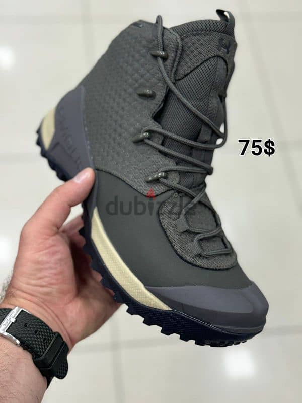 Underarmour boots 19