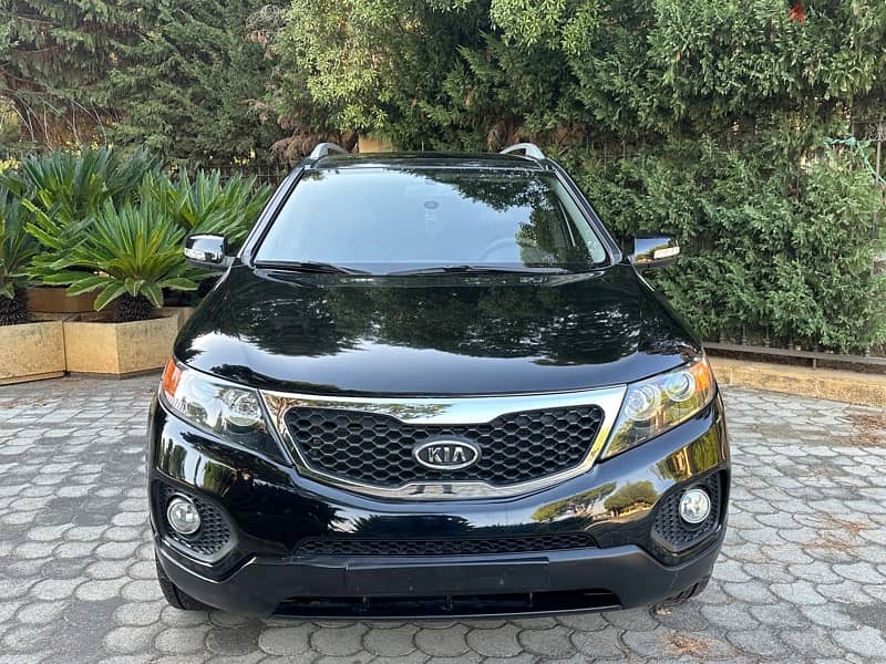 Kia Sorento 2011 3