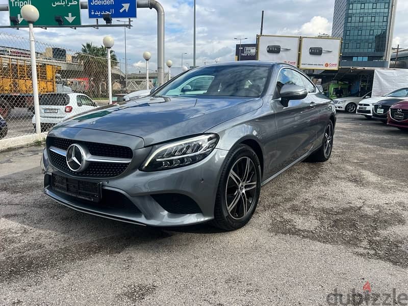 Mercedes-Benz C-Class 2019 1