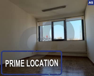 vibrant-Prime location -Achrafieh, Sassine/اشرفيه, ساسين  REF#AS114094