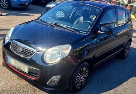 Kia Picanto 2011 automatic airbags abs super clean