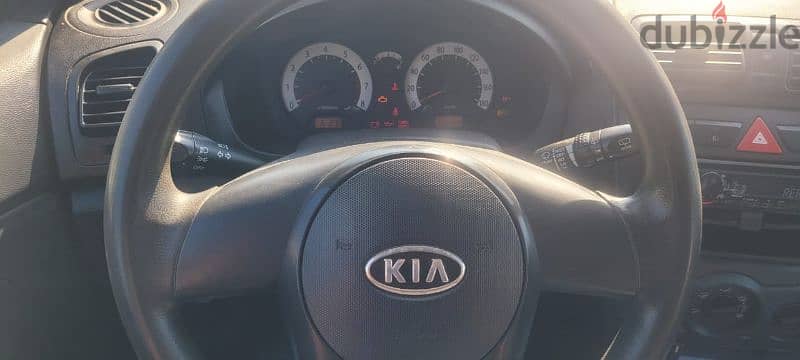 Kia Picanto 2011 automatic airbags abs super clean 7