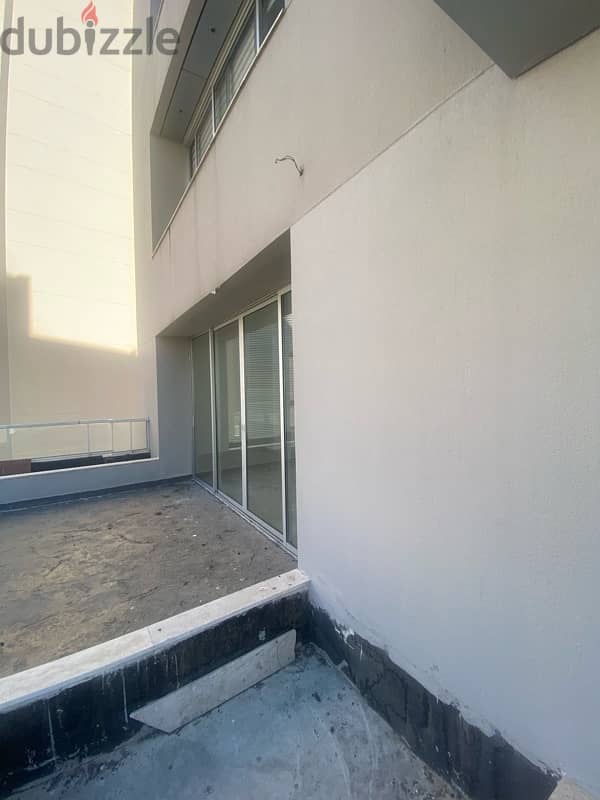 Large apart or office with beautiful terrace in achrafiej 10