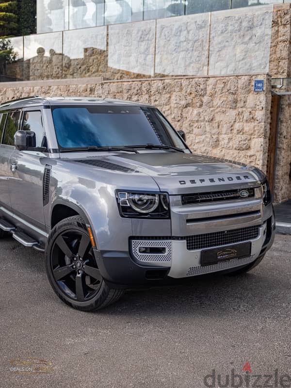 Land Rover Defender 2020 P400 HSE , Highly Specced , Like New 11