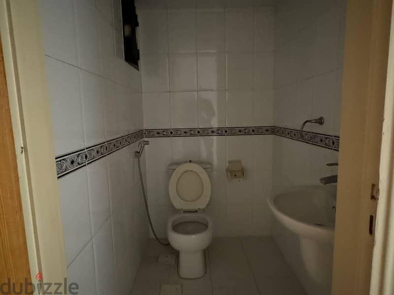 Apartment for sale in Tripoli شقة للبيع في طرابلس 7