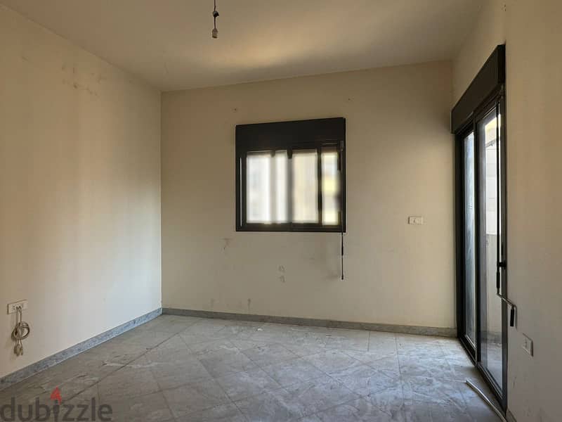 Apartment for sale in Tripoli شقة للبيع في طرابلس 9