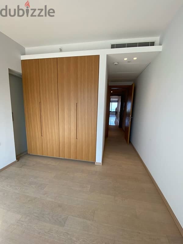 Amazing apart in Saifi high end building sea view 13