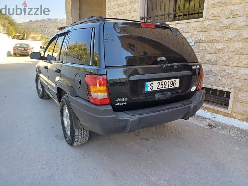 Jeep Cherokee 2004 1