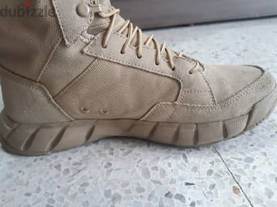 oakley orginal used tactical boots price new is 240$