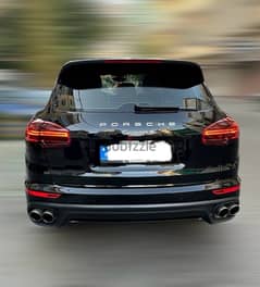 Porsche Cayenne 2016 0