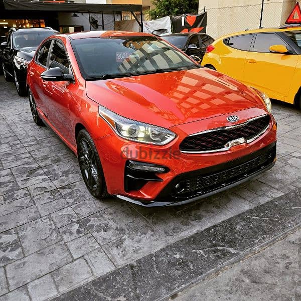 Kia Forte GTLINE 3