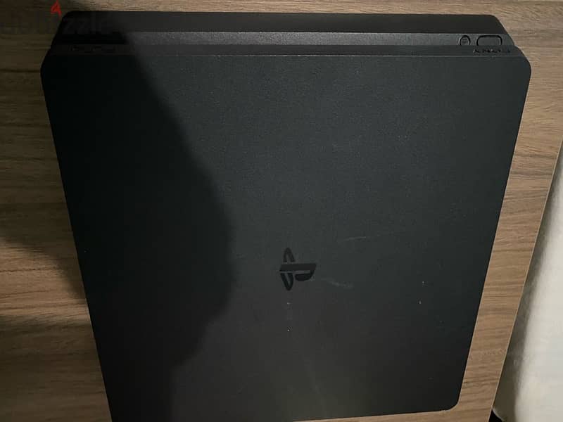 ps4 slim with 1 controller ma bto2ra cd 0