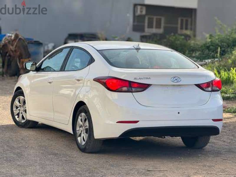 Hyundai Elantra 2015 1