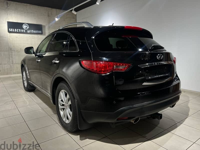 Infiniti Fx series 2012 Facelift Technology 1 Owner 5