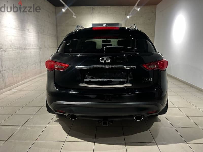 Infiniti Fx series 2012 Facelift Technology 1 Owner 8